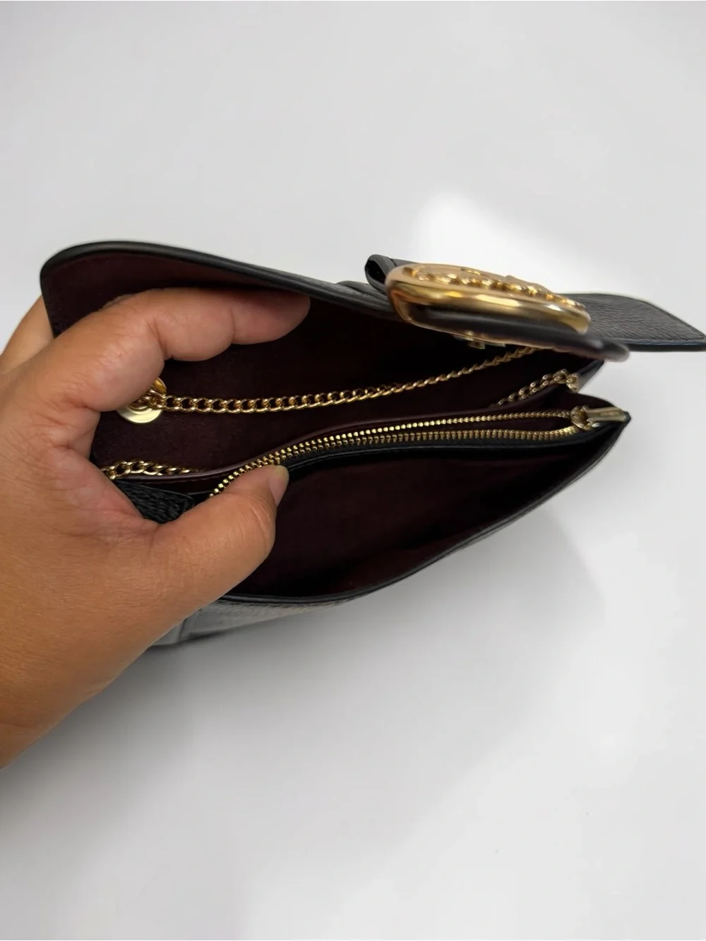 Coach Georgie Chain Crossbody Wallet Black Pebble Leather Rivets Gold Horse